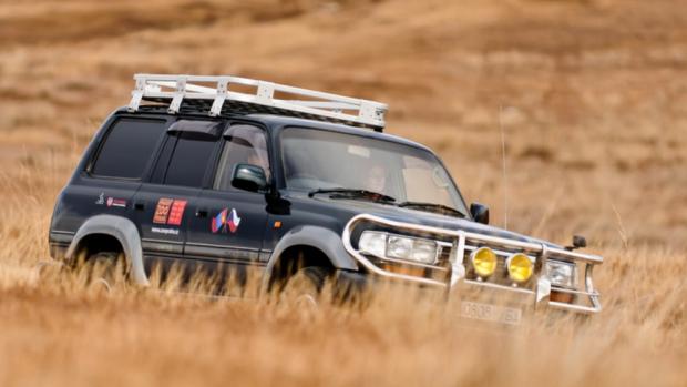 Toyota Land Cruiser je taktéž vhodná do terénu národního parku Gobi B. Foto: Petr Jan Juračka